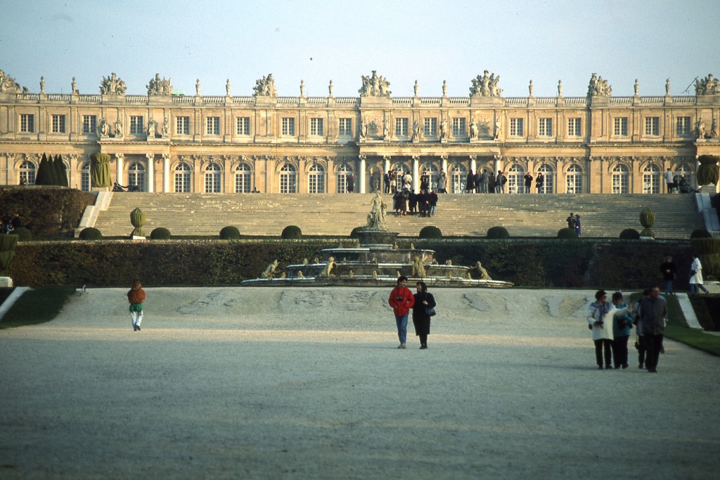 Versailles 1989: photo by Challen Yee